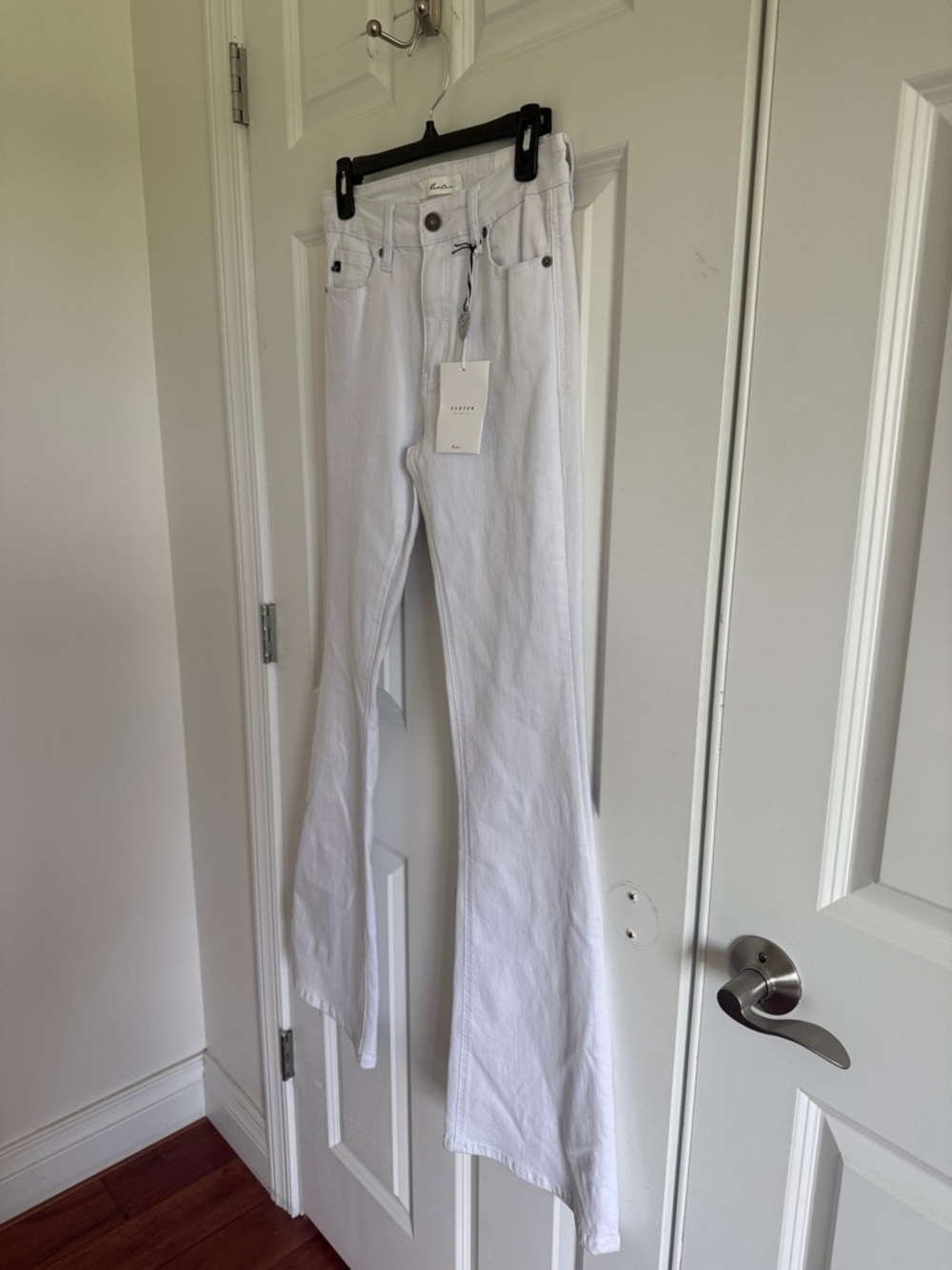NWT KanCan White Alaskan Mid-Rise Flared Bootcut Jeans - Picture 7 of 10